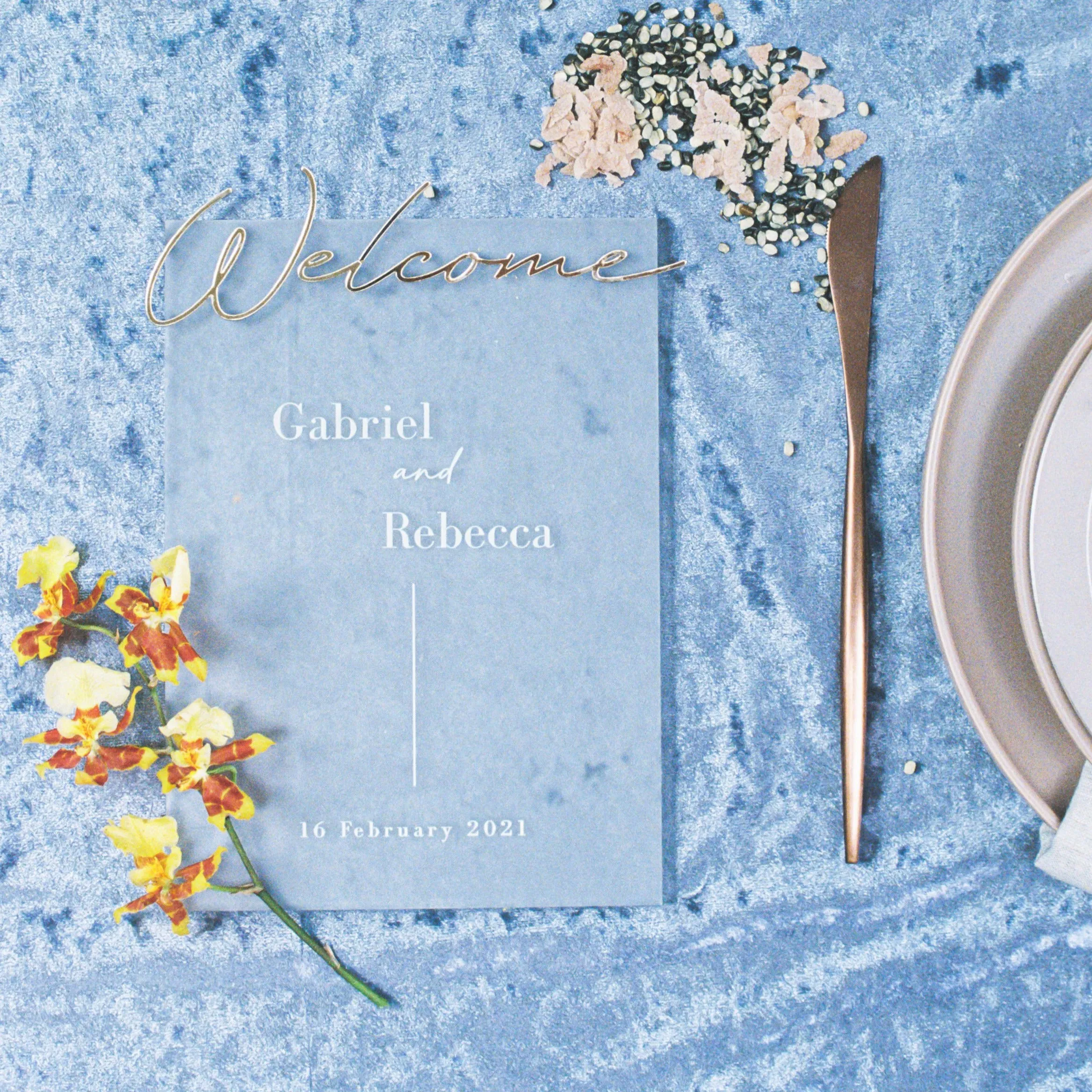 A Hint of Gold Wedding Table Standee by HellofromFlour x Urban Li'l