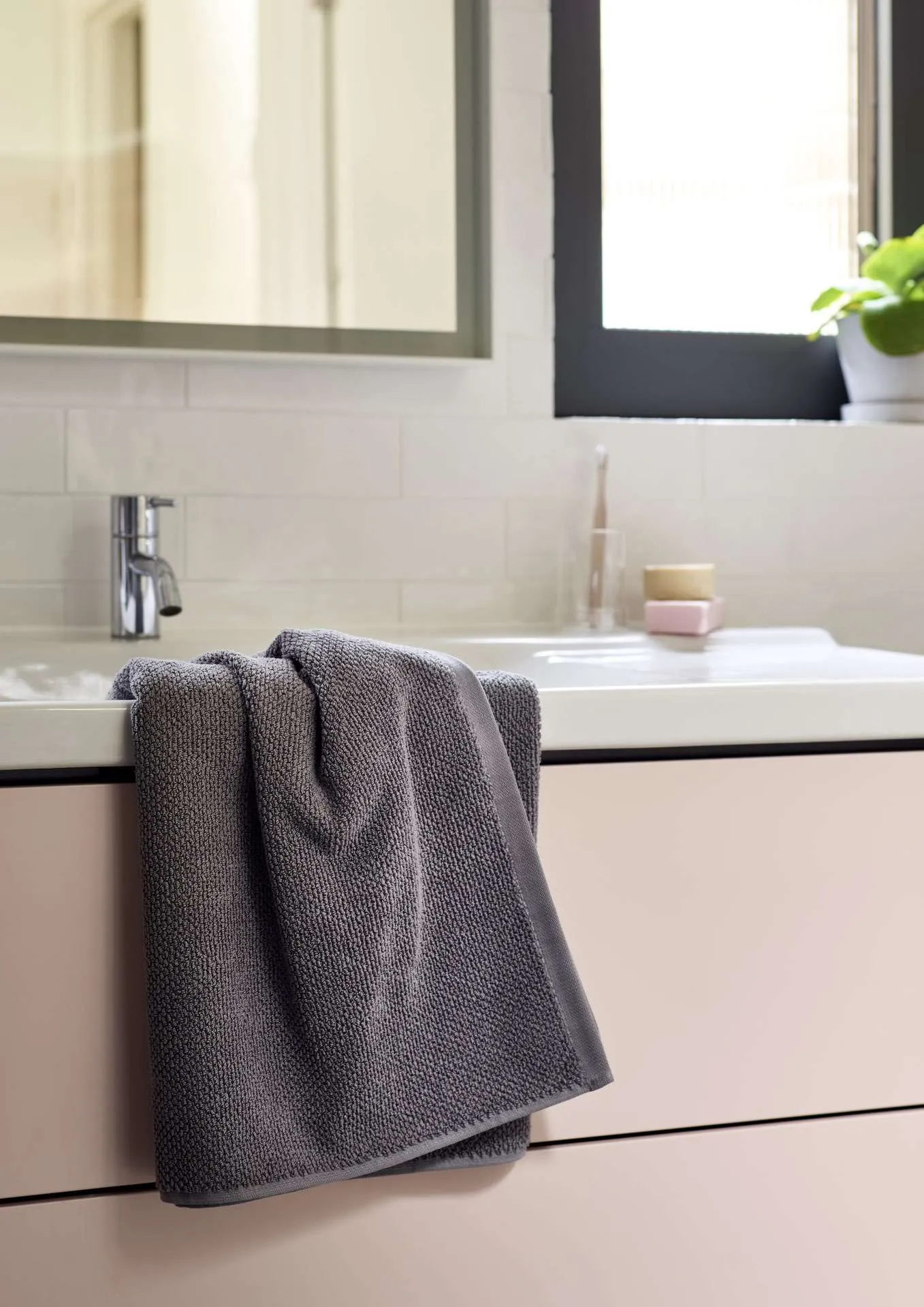 Brixton Textured Towels - Cotton 600 GSM
