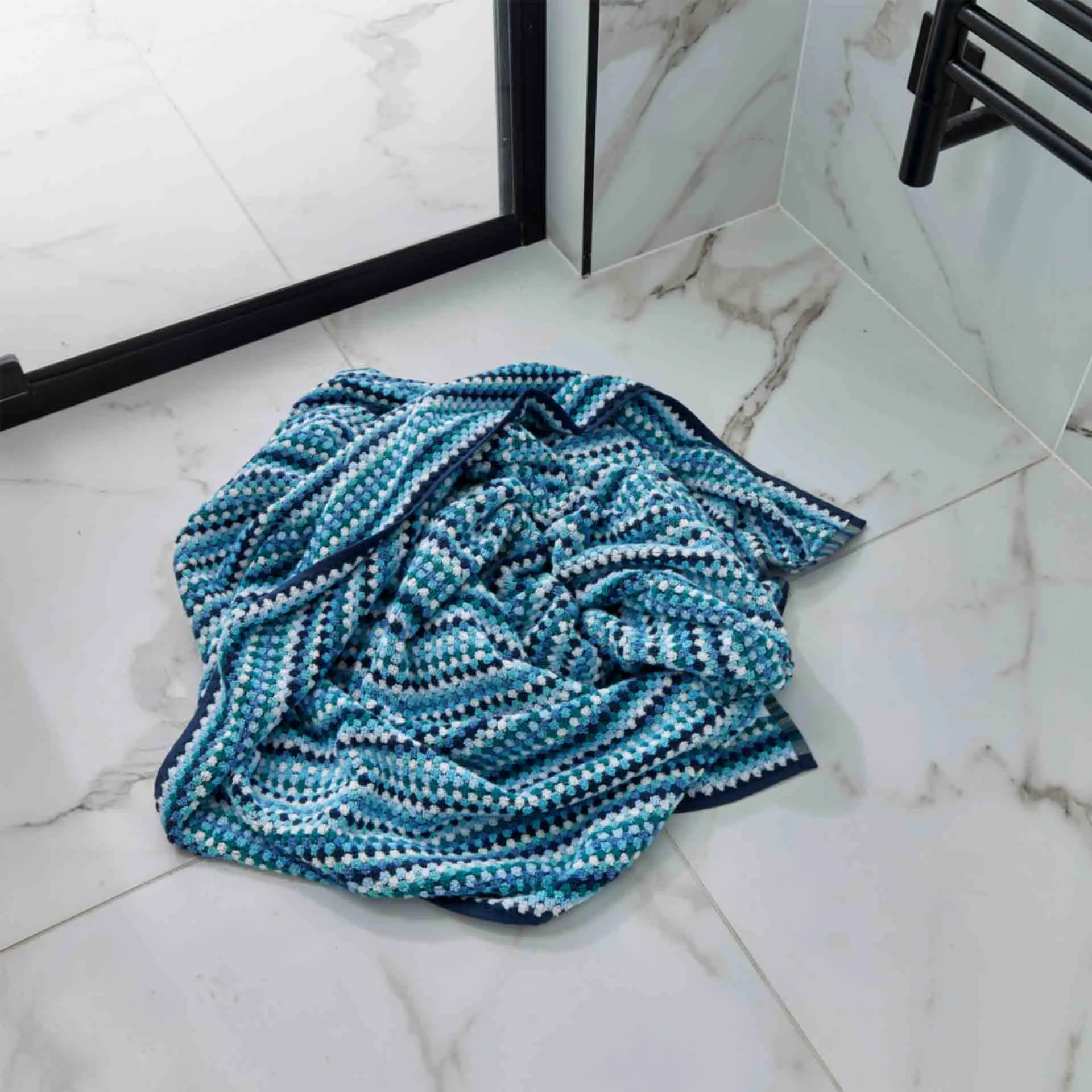 Carnaby Stripe Towels - Turkish Cotton 550 GSM