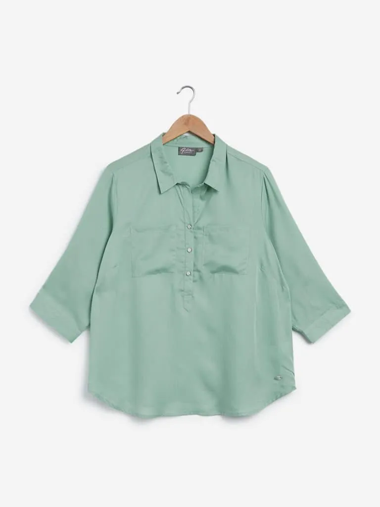 Gia Curves Sage Octavia Shirt