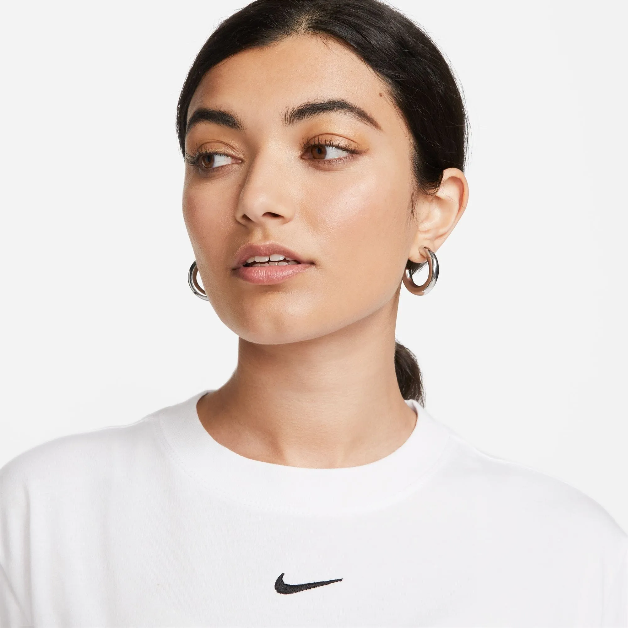Sportswear Essential Women's T-Shirt (FD4149-100)